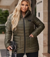 Куртка женская демисезонная хаки стёганая с капюшоном из плащевки утеплённая синтепоном средняя