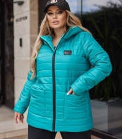 Куртка женская демисезонная бирюзовая стёганая с капюшоном из плащевки утеплённая синтепоном средняя