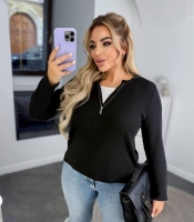 Лонгслив женский черный из рубчика с декольте-обманкой на молнии осенний