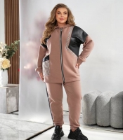 Спортивный костюм-двойка женский из трехнитки на флисе с курткой на молнии и брюками с лампасами осенний