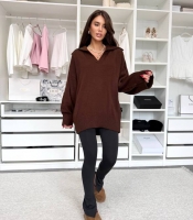Свитер женский удлиненный вязаный oversize с воротником поло осенний