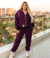 Спортивный костюм женский бордовый из трехнитки на флисе с худи на молнии и брюками осенний