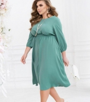 Платье женское миди с отрезной талией и поясом зеленое с рукавом 7/8 элегантное осеннее