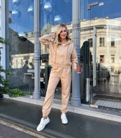 Костюм-тройка женский хлопковый с топом кофтой на молнии и джоггерами осенний