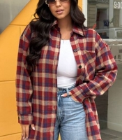 Рубашка женская удлинённая свободного кроя из фланели в красно-синюю клетку осенняя