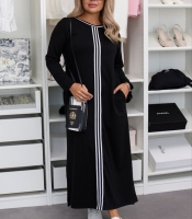 Платье женское черное длинное прямого кроя из двунитки с лампасами и боковыми карманами осеннее