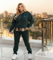 Спортивный костюм двойка женский зеленый утепленный из трехнитки с сорочковыми вставками осенне-зимний больших размеров