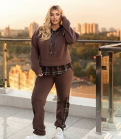 Спортивный костюм двойка женский шоколадный утепленный из трехнитки с клетчатыми вставками осенне-зимний больших размеров