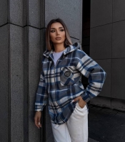 Кофта женская утепленная флисовая в синюю клетку с капюшоном на молнии осенне-зимняя