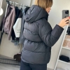 Куртка женская зимняя из плащевки на холлофайбере с капюшоном и кулиской на талии  k-124440