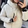 Куртка женская зимняя молодежная из плащевки на холлофайбере с капюшоном и манжетами  k-124442