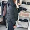 Куртка женская зимняя молодежная из плащевки на холлофайбере с капюшоном и манжетами  k-124443