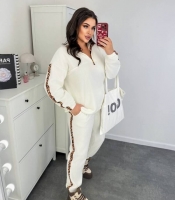 Костюм-двойка женский утеплённый из флиса с леопардовыми вставками осенне-зимний