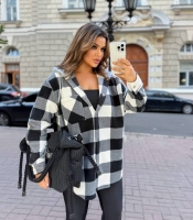 Рубашка женская утеплённая из турецкого флиса с капюшоном в крупную клетку осенне-зимняя