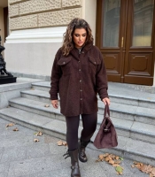 Рубашка женская из эко-баранчика на флисе с капюшоном и застёжкой на пуговицы осенне-зимняя