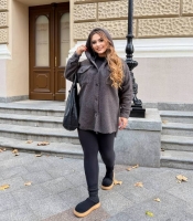 Рубашка женская из эко-баранчика на флисе с капюшоном и застёжкой на пуговицы осенне-зимняя