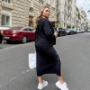 Костюм-двойка женский из двунитки и эко-кожи с кофтой на молнии и юбкой миди осенний  k-124520