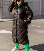 Куртка женская длинная стёганая из плащевки Лаке с капюшоном и утеплителем синтепон 200 осенне-зимняя