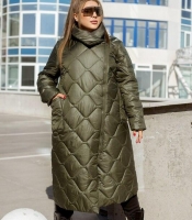 Куртка женская осенне-зимняя длинная стёганая из плащевки с утеплителем и асимметричной молнией хаки
