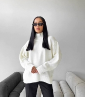 Свитер женский осенне-зимний оверсайз в стиле Massimo с высоким воротником из фабричной вязки