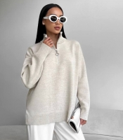 Свитер женский осенне-зимний оверсайз с воротником-стойкой и молнией из фабричной вязки