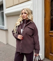 Рубашка женская микровельветовая на меху утеплённая свободного кроя с накладными карманами осенне-зимняя