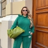 Костюм спортивный женский из трехнитки утеплённый с худи и брюками свободного кроя осенне-зимний  k-124739