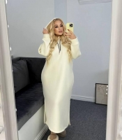 Платье-худи женское удлинённое из трёхнитки на флисе с капюшоном и боковыми разрезами осенне-зимнее