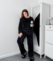 Пижама женская махровая с мягкой фактурой и свободным кроем осенне-зимняя