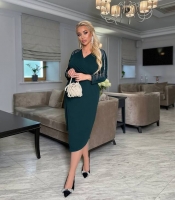 Платье женское микродайвинг на запах с бахромой и асимметричным подолом осеннее зимнее