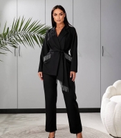 Костюм-двойка женский костюмный с жакетом-кимоно и брюками прямого кроя с декором осенний