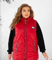 Жилетка женская из плащёвки лаке на синтепоне 150 с капюшоном и декором осенне зимняя