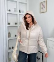 Куртка женская утеплённая из плащевки Лаке на синтепоне с капюшоном осенне-зимняя