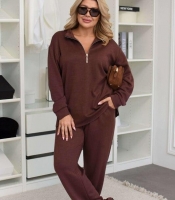 Женский костюм-двойка из двусторонней ангоры с кофтой на молнии и прямыми брюками осенний зимний