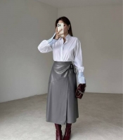 Юбка женская миди из эко-кожи на запах с высокой посадкой осенне-зимняя