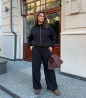 Костюм-двойка женский из вязаной ангоры: толстовка на молнии и широкие брюки осенне-зимний