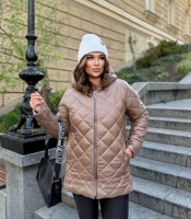 Куртка женская стёганая с капюшоном на молнии утеплённая синтепоном 200 осенне-зимняя