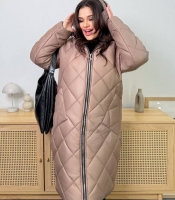 Куртка женская удлинённая зимняя стёганая из плащёвки с силиконовым утеплителем и съёмным капюшоном зимняя