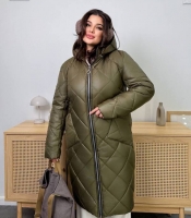 Куртка женская удлинённая зимняя стёганая из плащёвки с силиконовым утеплителем и съёмным капюшоном зимняя