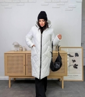 Куртка женская удлинённая зимняя стёганая из плащёвки с силиконовым утеплителем и съёмным капюшоном зимняя