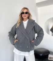 Пальто-пиджак женское из эко-меха Тедди на подкладке oversize осенне-зимнее