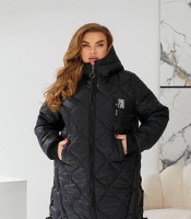 Женская куртка зимняя из плащевки Лаке на синтепоне 250 с капюшоном чёрная