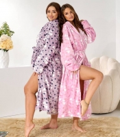 Халат женский домашний из плюшика с капюшоном и поясом осенне-зимний