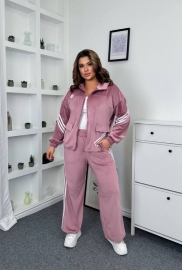 Спортивний костюм Спортивний костюм