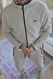 Спортивний костюм Спортивний костюм