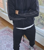 Костюм-двойка мужской спортивный из ткани люкс на флисе с капюшоном и молнией осенний зимний