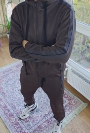 Спортивний костюм Спортивний костюм