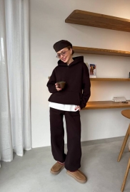 Спортивний костюм Спортивний костюм