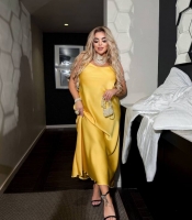 Платье-комбинация женское атласное (королевский атлас) с регулируемыми бретелями прямого силуэта макси вечернее осеннее зимнее