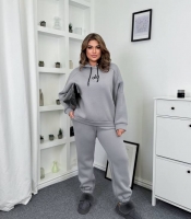 Спортивный костюм женский из тринитки пенье на флисе осенний